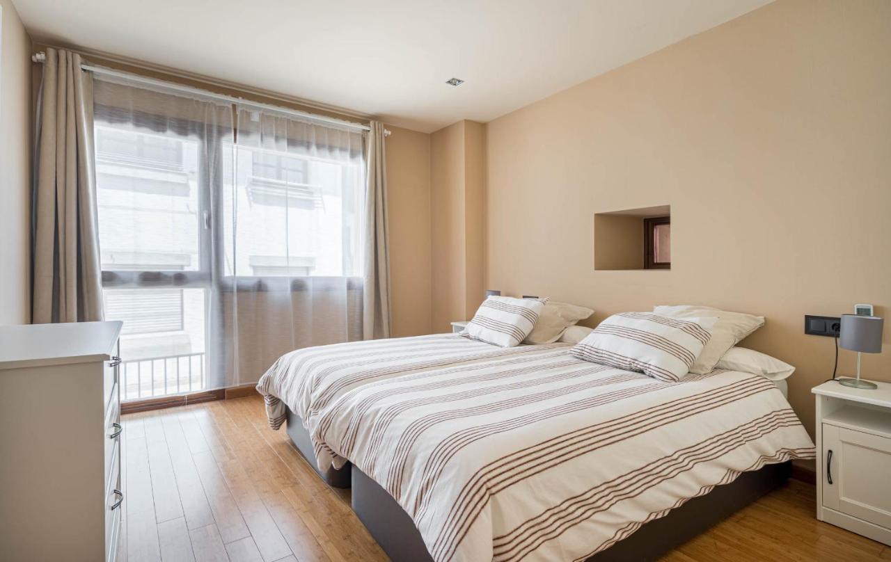 Apartamentos Calle Mayor 23 Льянес Экстерьер фото
